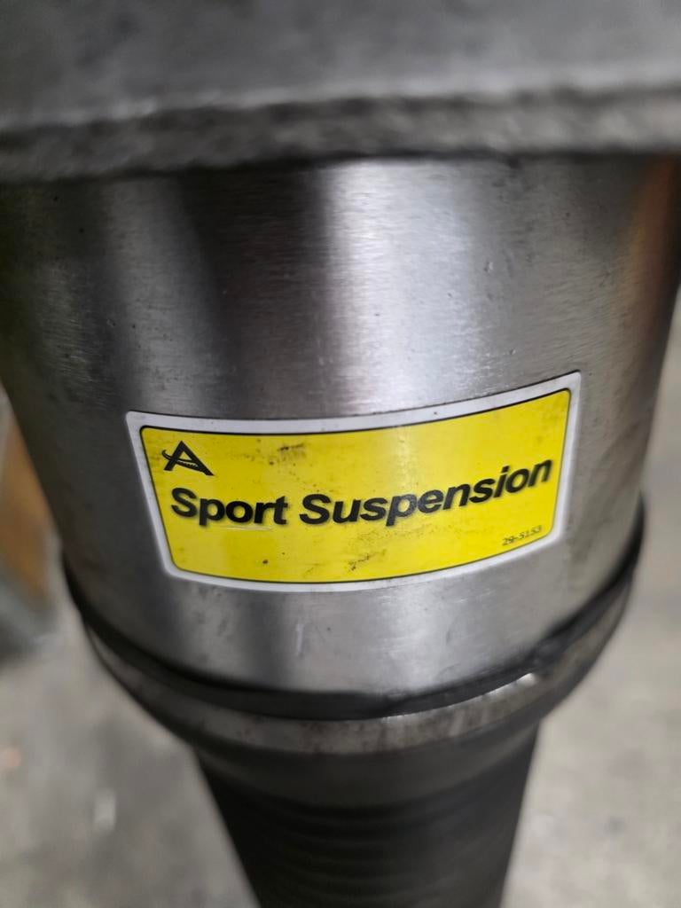 AUDI A8 S8 4E D3 Veerpoot SPORT, Ophalen of Verzenden, Nieuw, Audi