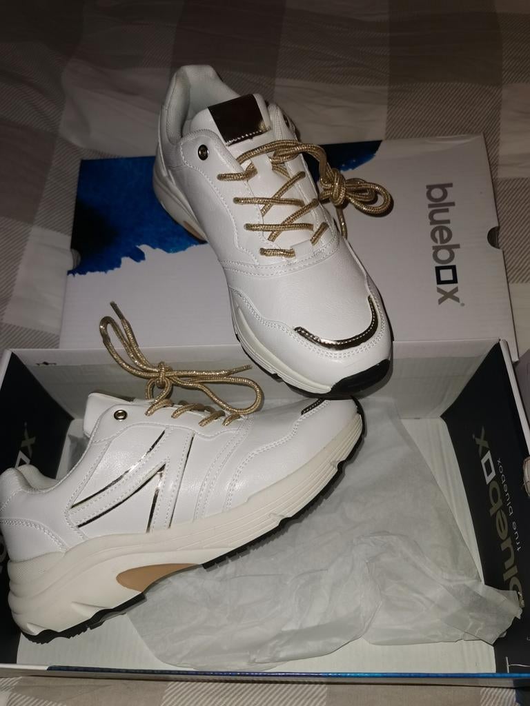 Dames /meisjes schoenen, Blue Box, Wit, Nieuw, Ophalen of Verzenden