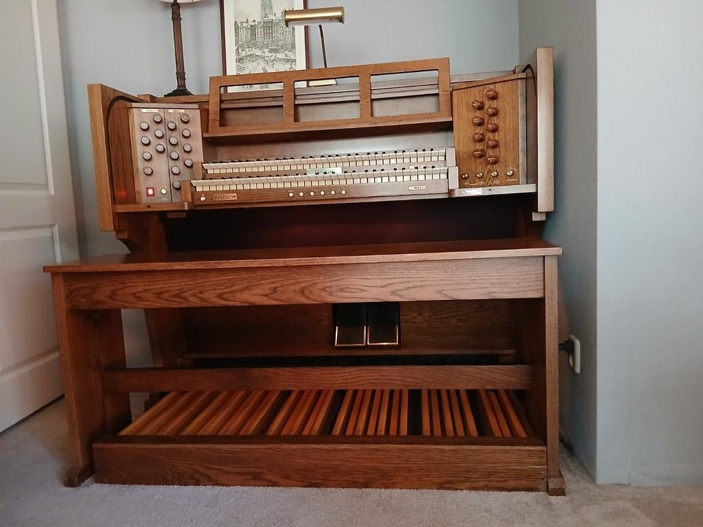 Domus recitative kleur eiken met trekregisters en pedaal, Ophalen, Gebruikt, 2 klavieren, Orgel