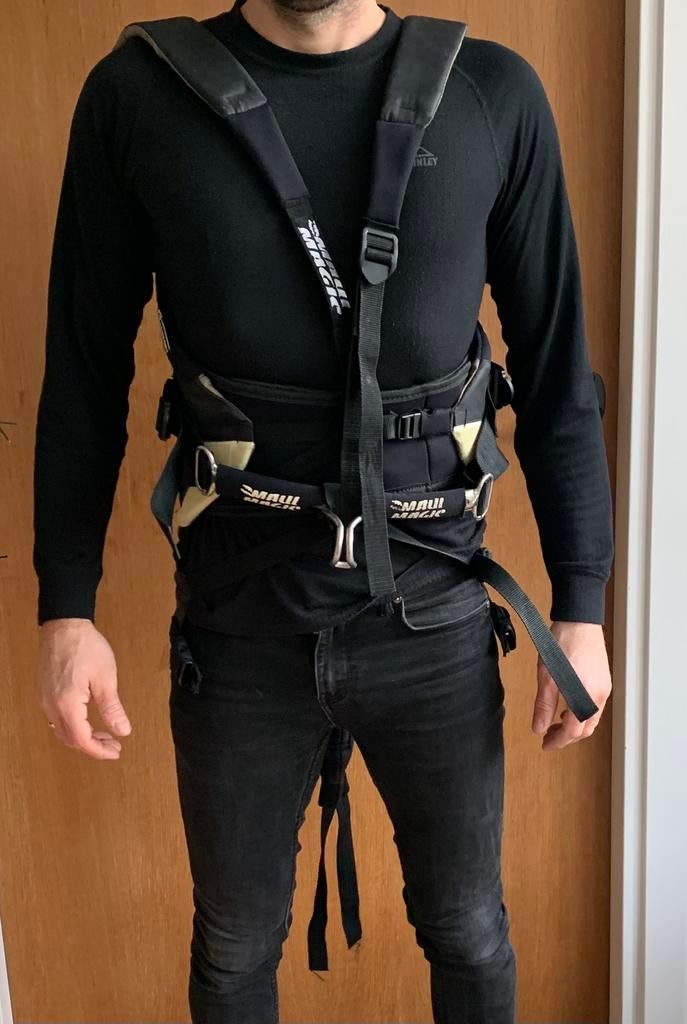 Zit heup rug trapeze kitesurfen windsurfen maui Magic maat M, Ophalen of Verzenden, Zo goed als nieuw, Overige typen, Minder dan 5 m²