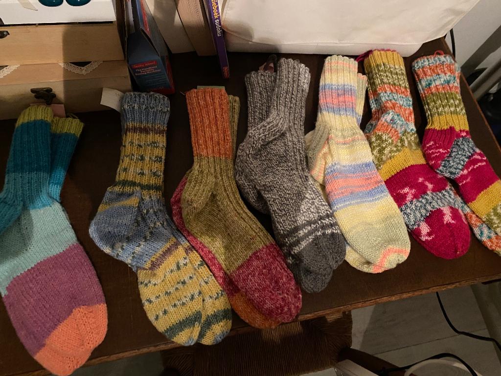 2) eigen gebreide sokken, Ophalen of Verzenden, Nieuw, Sokken en Kniesokken