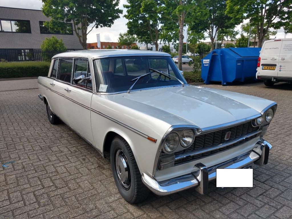 Te koop: Fiat 2300 President (verlengde versie), Auto's, Fiat, Bedrijf, Overige modellen, Benzine, Sedan, Handgeschakeld, Wit
