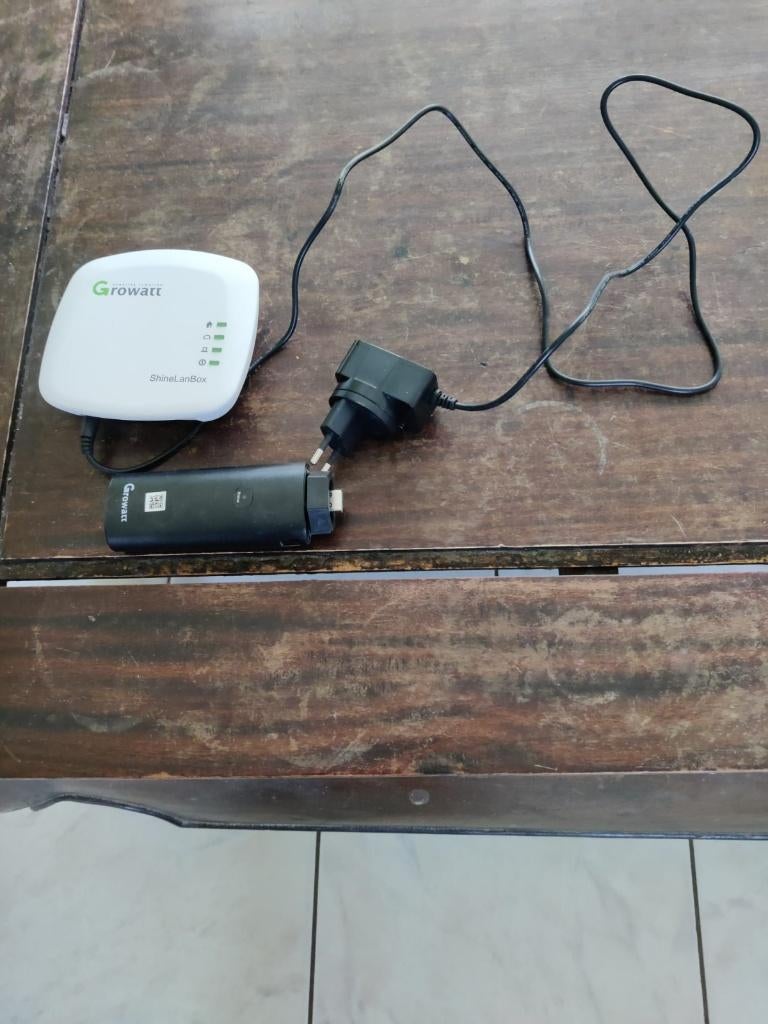 Growatt shinelink x RF, Ophalen of Verzenden, Zo goed als nieuw