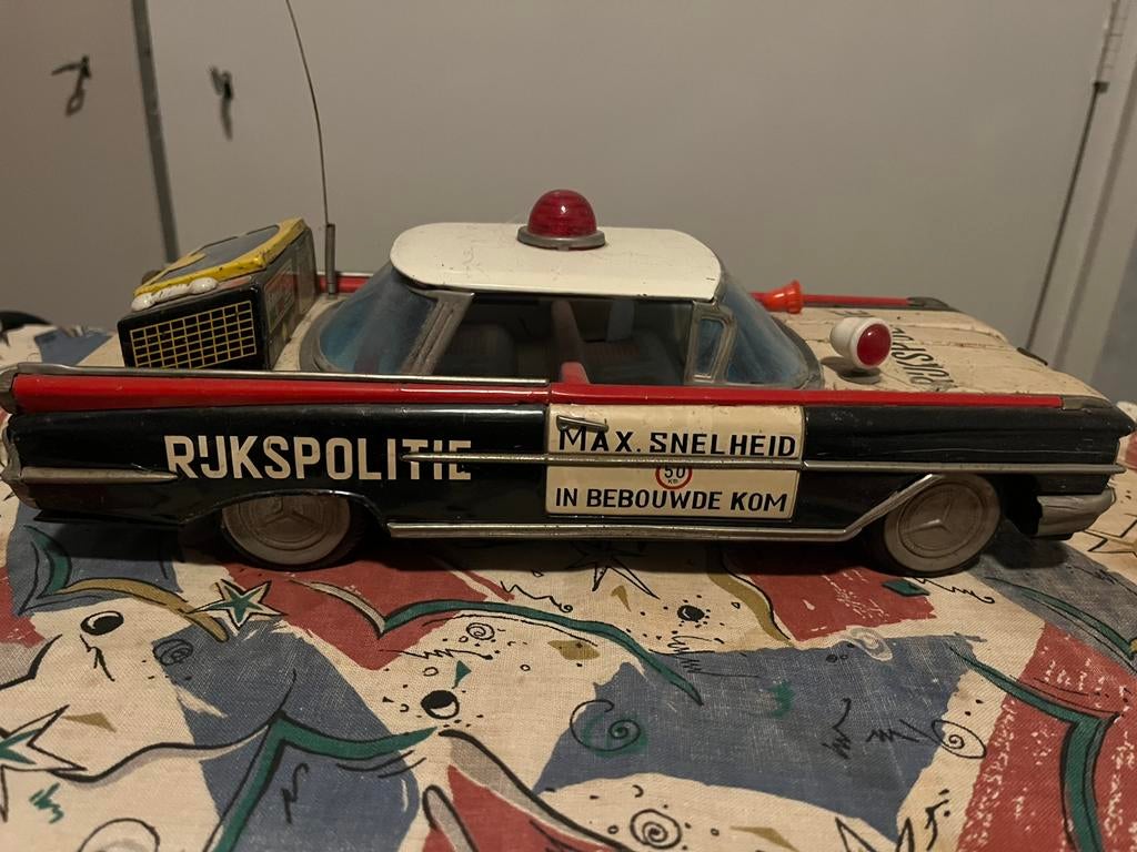 Unieke antieke  rijkspolitie auto bieden vanaf 50!, Ophalen of Verzenden