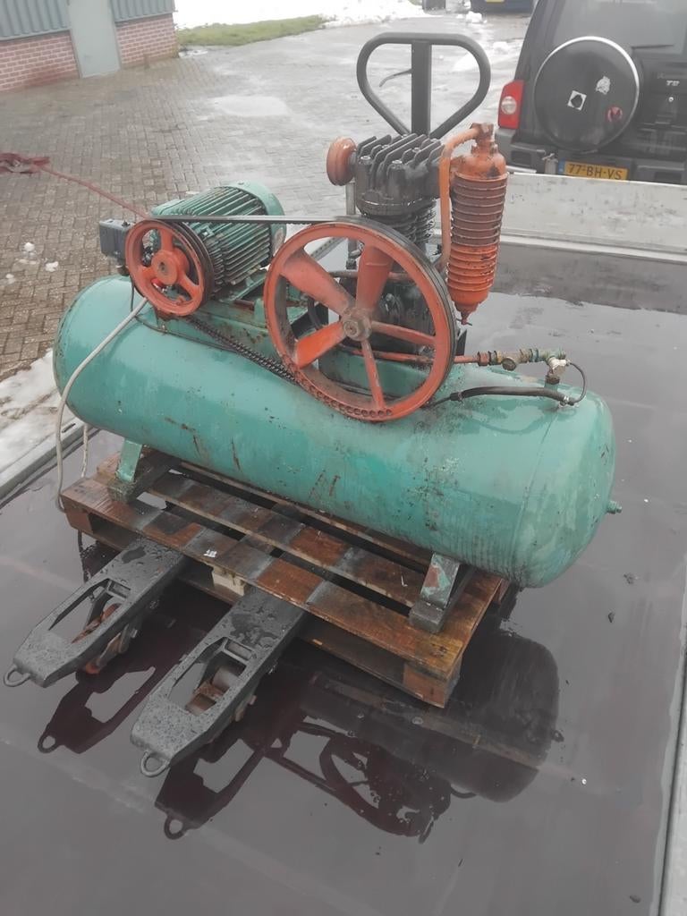 Luchtcompressor - Alleen afslag na te kijken, Gebruikt, 6 tot 10 bar, Ophalen of Verzenden, 25 tot 100 liter