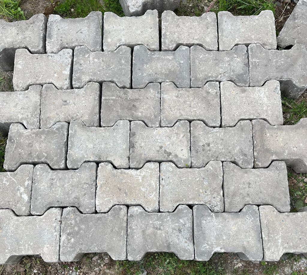 H Klinkers,  Betonklinkers. Gebruikte en nieuwe klinkers.., Tuin en Terras, Tegels en Klinkers, Verzenden, Gebruikt, Beton, Klinkers