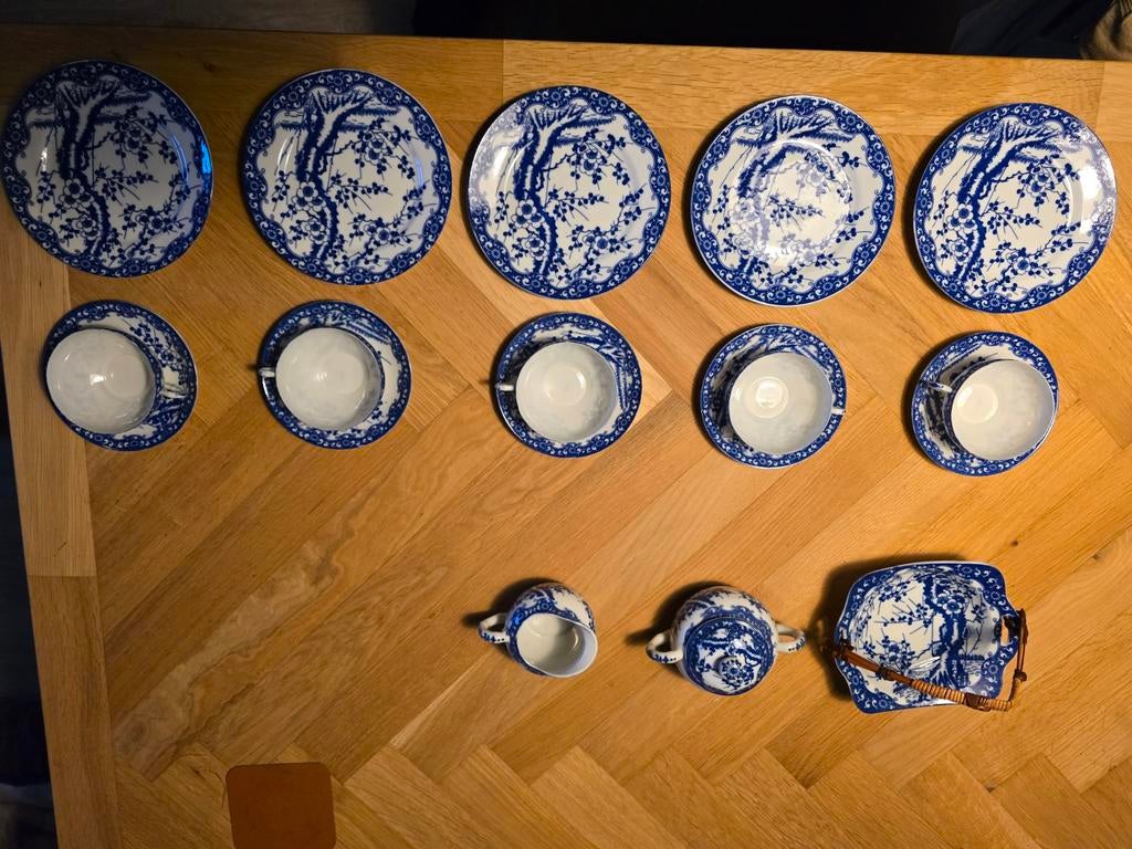 Nippon Japans Tokusei Sakira, Arita servies, 18 delig, Ophalen of Verzenden, Zo goed als nieuw, Overige stijlen, Porselein