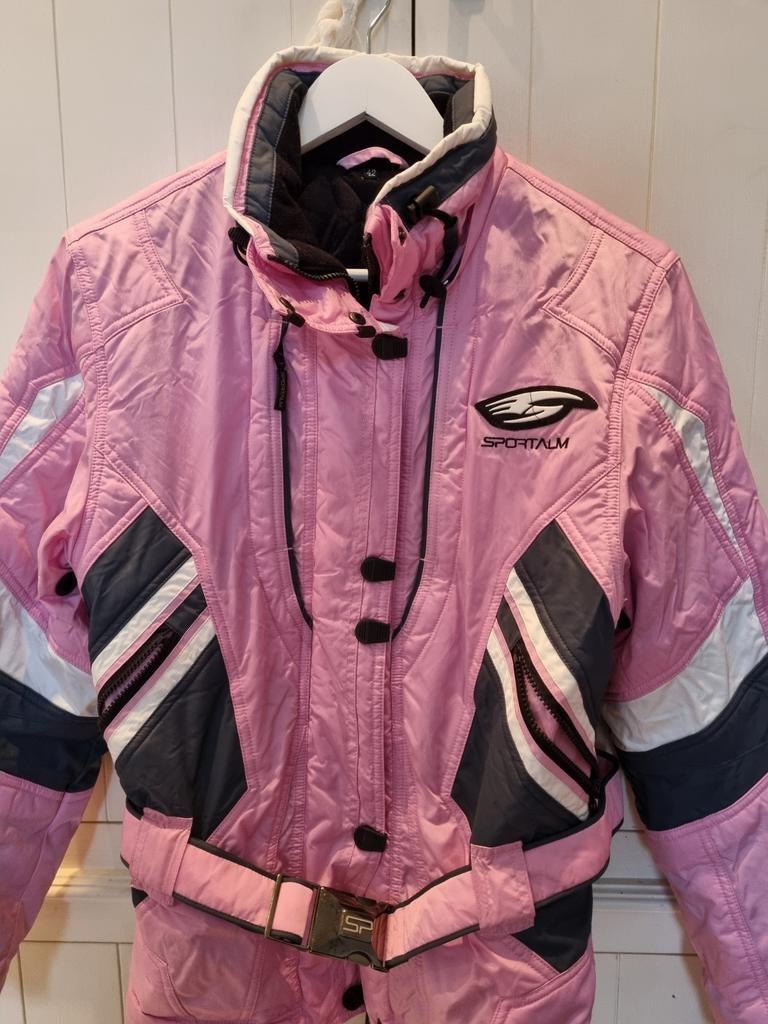 Sportalm Skijas Maat 42 Roze, Kleding | Dames, Wintersportkleding, Zo goed als nieuw, Jack, Maat 38/40 (M), Ophalen of Verzenden