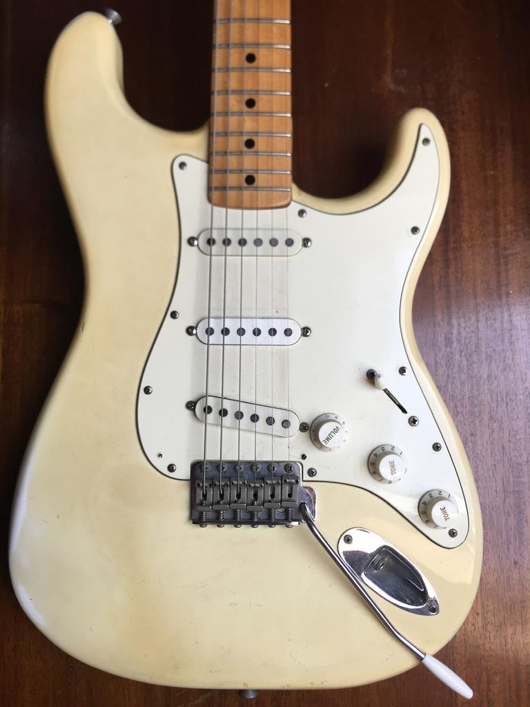 Fender Stratocaster Olympic White 1977, Ophalen, Zo goed als nieuw, Solid body, Fender