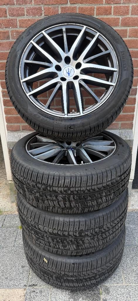 Maserati Ghibli Sport Proteo 19” Velgen + Z.G.A.N. Pirelli, Auto diversen, Overige Auto diversen, Ophalen