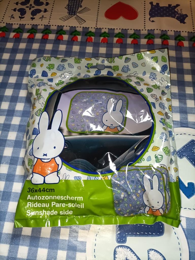 Nijntje auto zonnescherm NIEUW om auto koel te houden, Ophalen of Verzenden