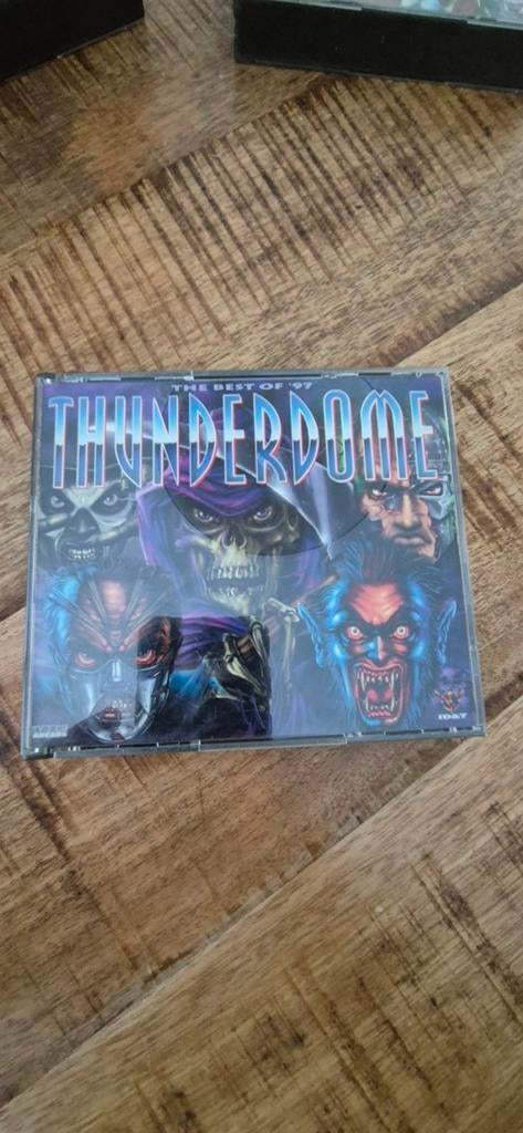 Thunderdome the best of 97 ** mist boekje, Ophalen of Verzenden, Zo goed als nieuw
