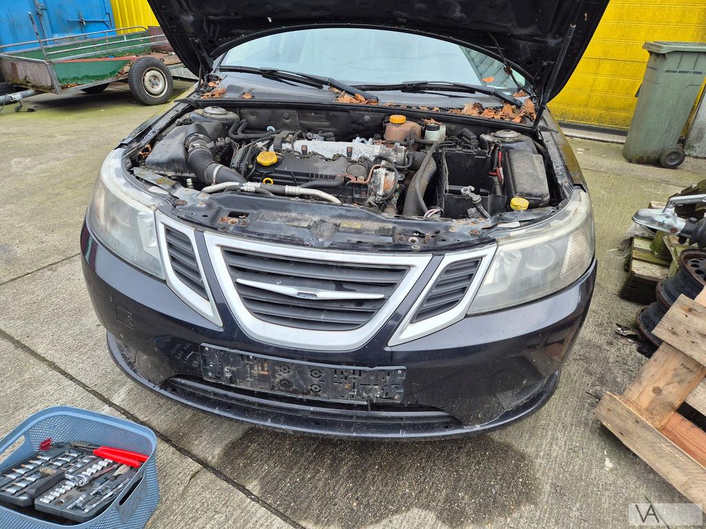 Saab 9-3 facelift voorbumper 2007 tot 2012 zie foto's €250, Auto-onderdelen, Carrosserie en Plaatwerk, Gebruikt, -, Voor, -