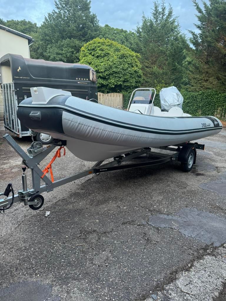 Rubberboot Nimarine 500 met 80pk mercury bj2024 incl trailer, Ophalen, Benzine, Overige materialen, Nieuw