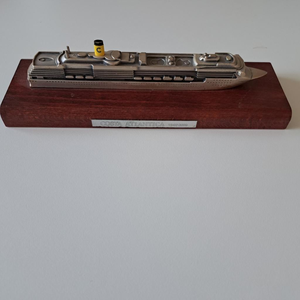Costa Atlantica Cruiseschip Model - 15 Juli 2000, Ophalen of Verzenden, Zo goed als nieuw, Schaalmodel