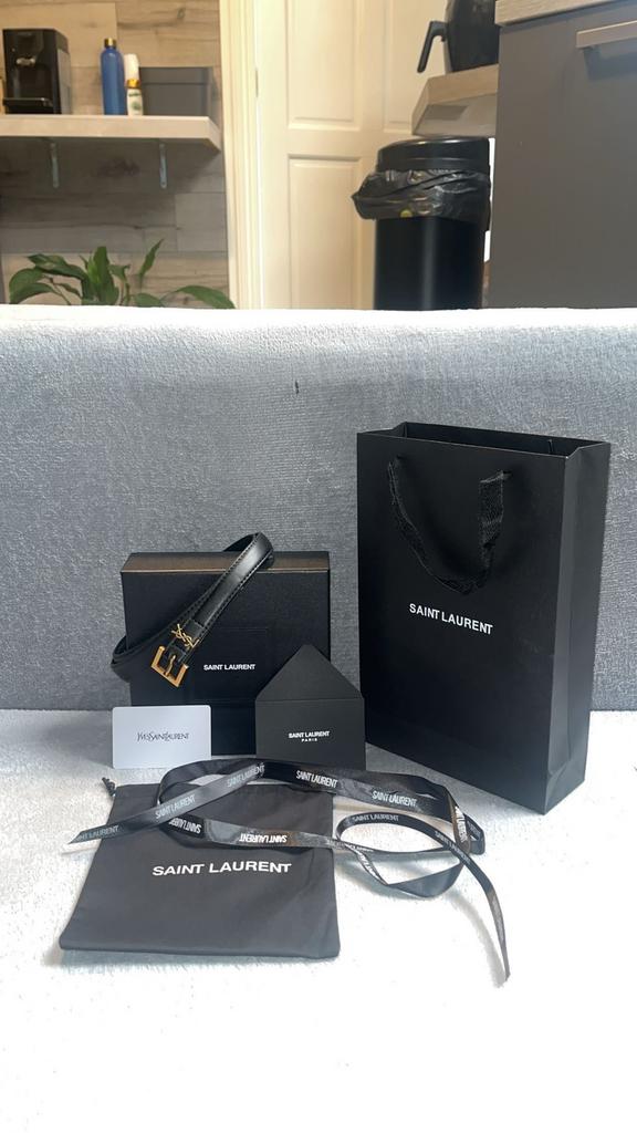 Yves Saint Laurant Riem voor Dames. Zwart/Goud, Kleding | Dames, Riemen en Ceinturen, Minder dan 3 cm, 100 cm of meer, Nieuw, Heupriem