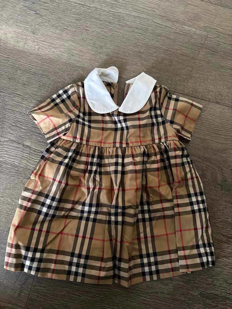 Burberry jurkje 9M (74) - Klassiek design voor baby's, Kinderen en Baby's, Ophalen, Zo goed als nieuw, Meisje, Jurkje of Rokje