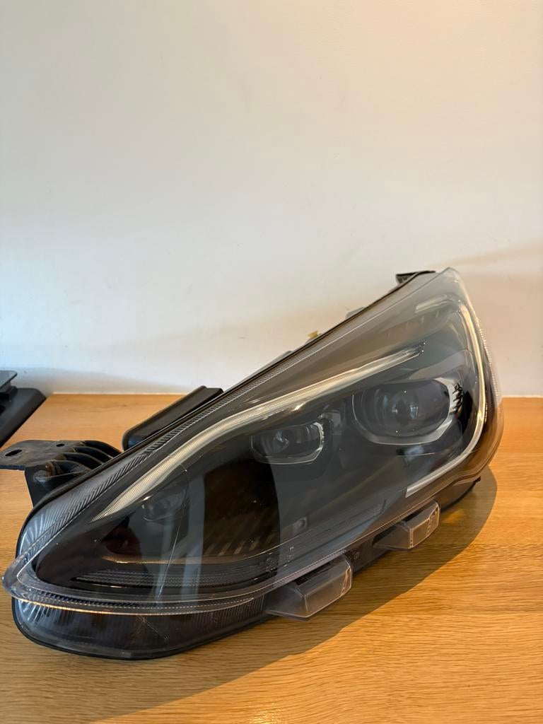 Adaptief koplamp voor een ford focus st bouwjaar 2018., Ophalen, Ford