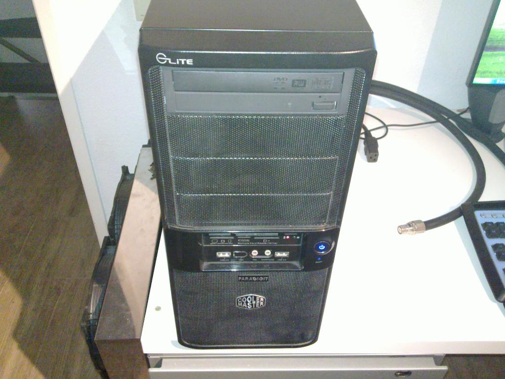 Retro vintage Windows XP gaming PC, Computers en Software, Vintage Computers, Ophalen