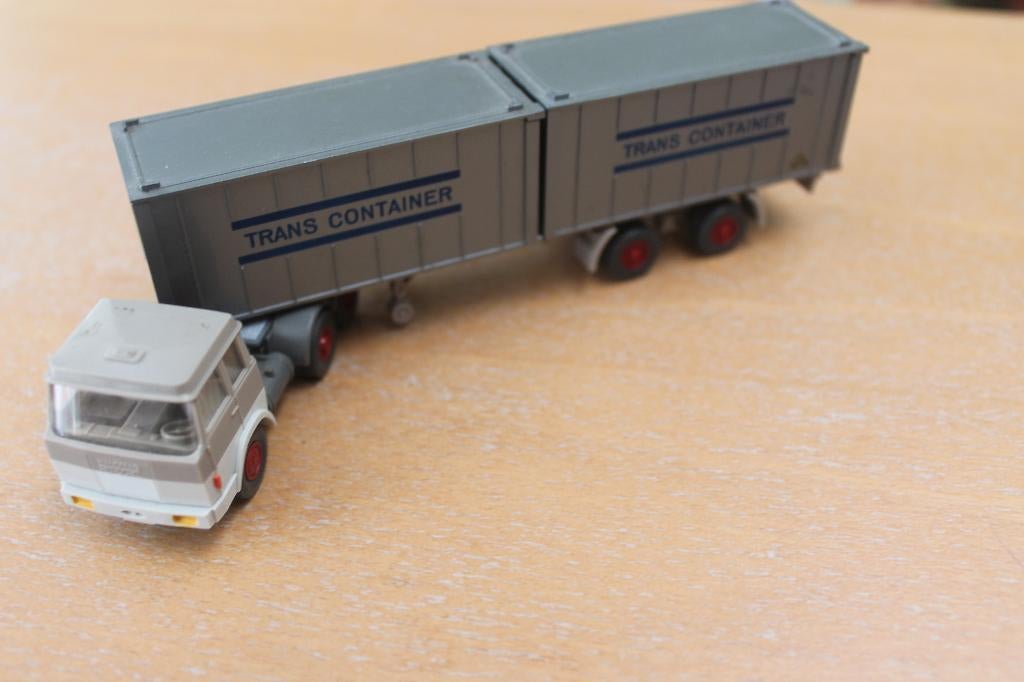 Wiking Hanomag Henschel met 2 Trans-containers, Ophalen of Verzenden, Gebruikt, Bus of Vrachtwagen, Wiking