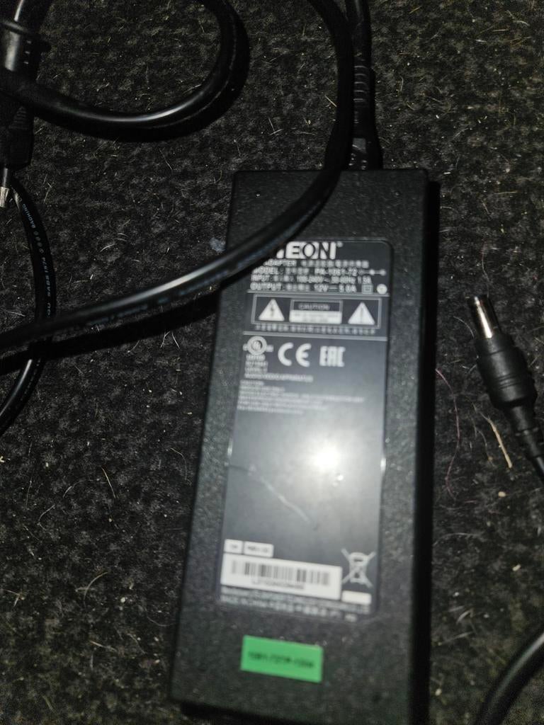 Voeding adapter 12V 5A - Universeel, Ophalen of Verzenden, Gebruikt, AEON