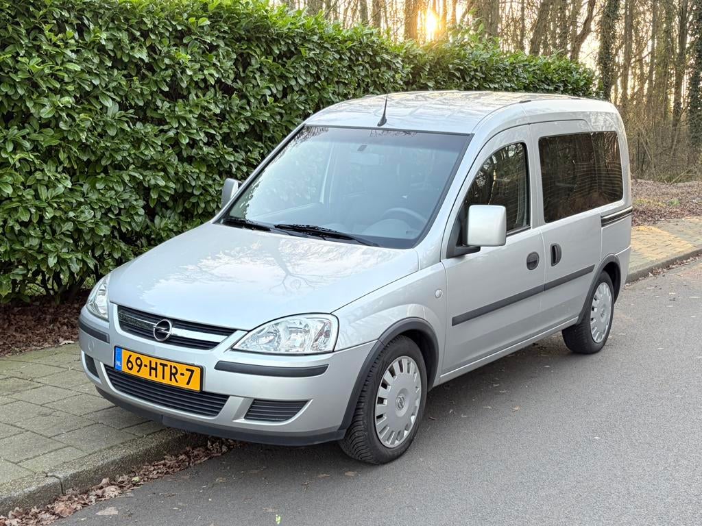 Opel Combo 1.4 Tour 2009 Grijs, Auto's, Opel, Voorwielaandrijving, 49 €/maand, Origineel Nederlands, Bedrijf