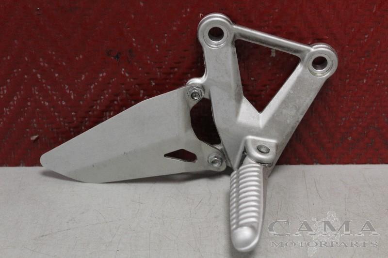 SCHETSPLAAT RECHTS VOOR Ducati 1098 +S (01-2007/12-2008), Dhr. S. di Majo, Gebruikt, Info@cama-motorparts.nl, P.J. Troelstraweg 8 8
3144 CX  MAASSLUIS, NL