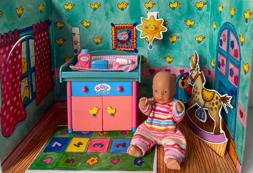 Mini baby born commode met mini baby born popje, Kinderen en Baby's, Speelgoed | Poppen, Ophalen of Verzenden, Zo goed als nieuw