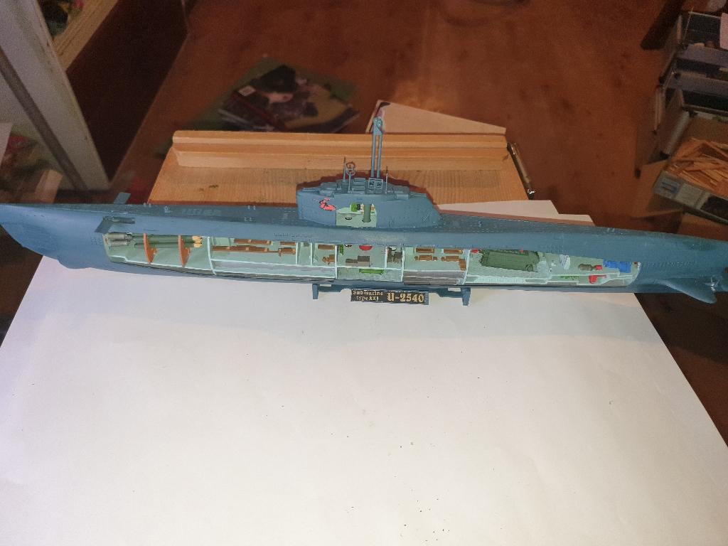 gebouwde  U-boot, Hobby en Vrije tijd, 1:50 of kleiner, Italeri, Overige typen, Nieuw