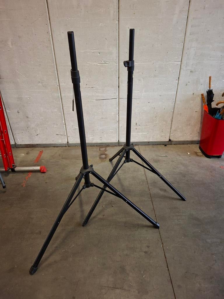 K&M Luidsprekerstatieven (set van 2) met borgpin - 2.20m, Ophalen, Gebruikt, Overige merken, Met standaard