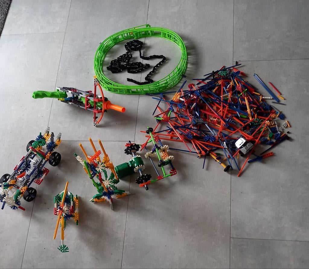 K'nex constructiemateriaal ruim 1,5 kg, te combineren, Kinderen en Baby's, Speelgoed | Bouwstenen, Ophalen of Verzenden
