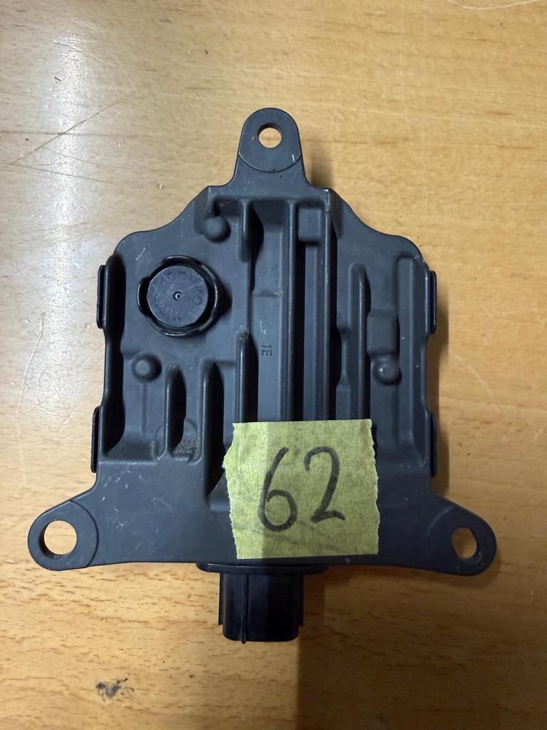 TOYOTA RAV 4 V XA50 Blind Spot Control Module, Gebruikt, -, -, Ophalen of Verzenden