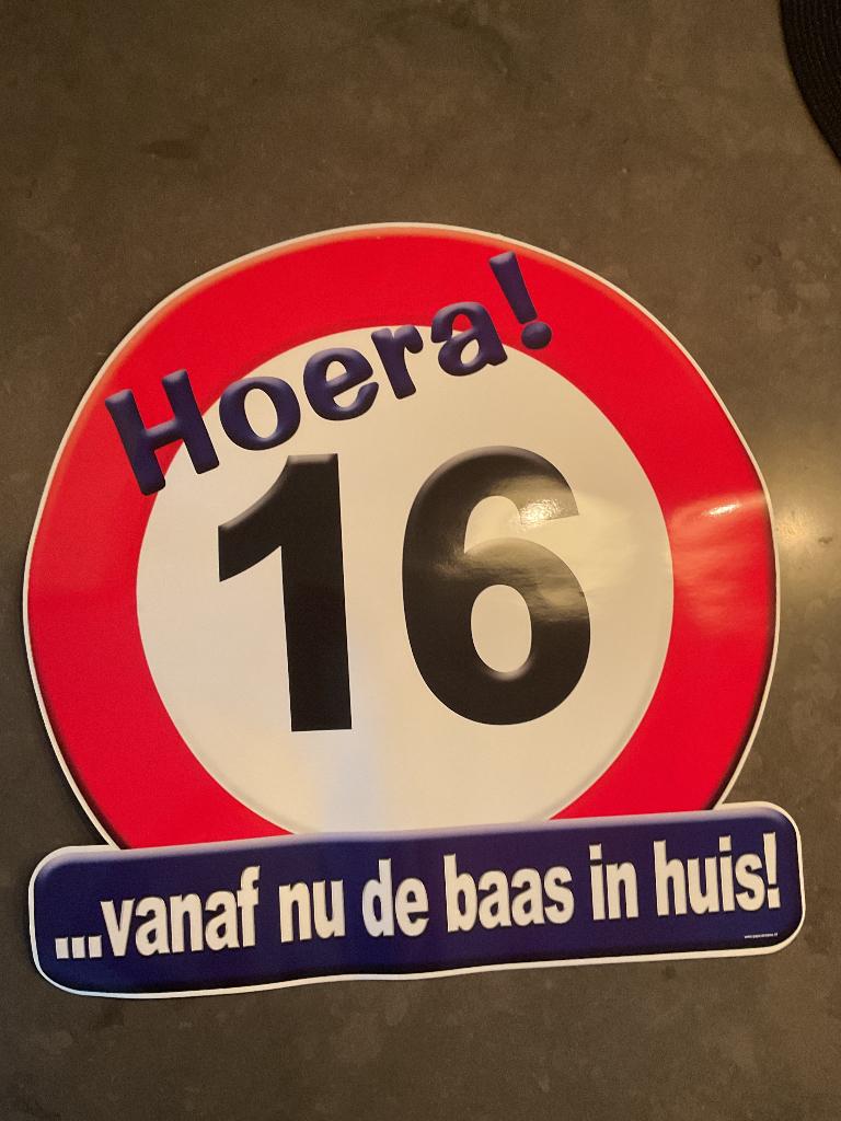 Verjaardag 16 jaar / Sweet Sixteen, Hobby en Vrije tijd, Feestartikelen, Ophalen, Zo goed als nieuw, Versiering, Verjaardag