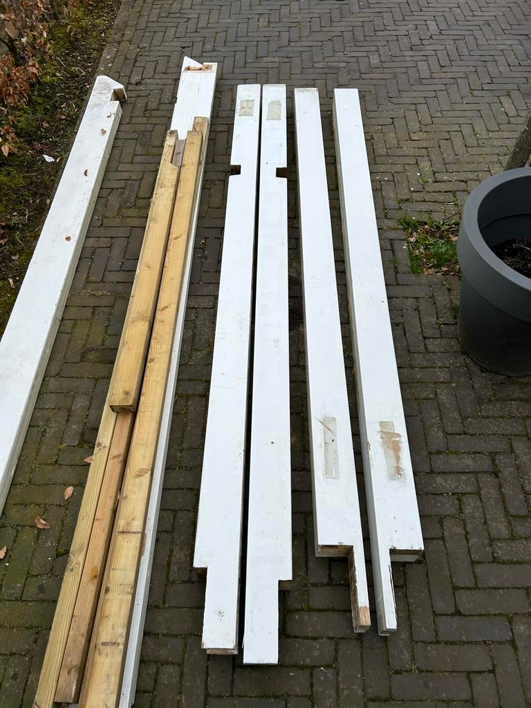 Set massief houten palen + resthout, Doe-het-zelf en Verbouw, Hout en Planken, Ophalen, Gebruikt, 250 tot 300 cm, 50 mm of meer