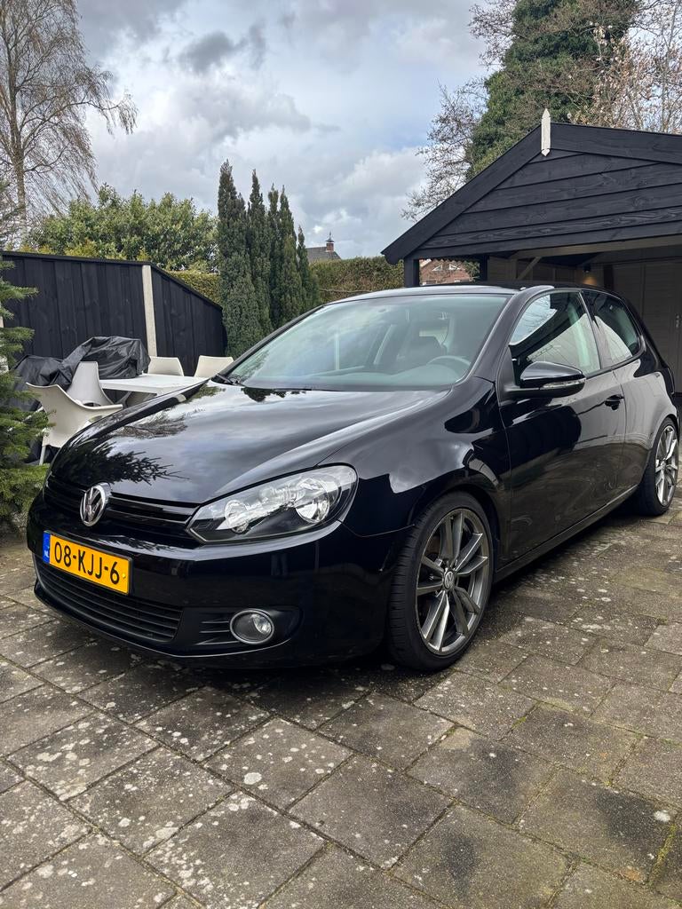 Volkswagen Golf 1.4 TSI 90KW 2010 Zwart, 4 cilinders, Origineel Nederlands, Handgeschakeld, 1390 cc