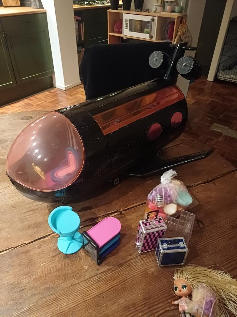 LOL Vliegtuig, Ophalen, Zo goed als nieuw, Overige typen