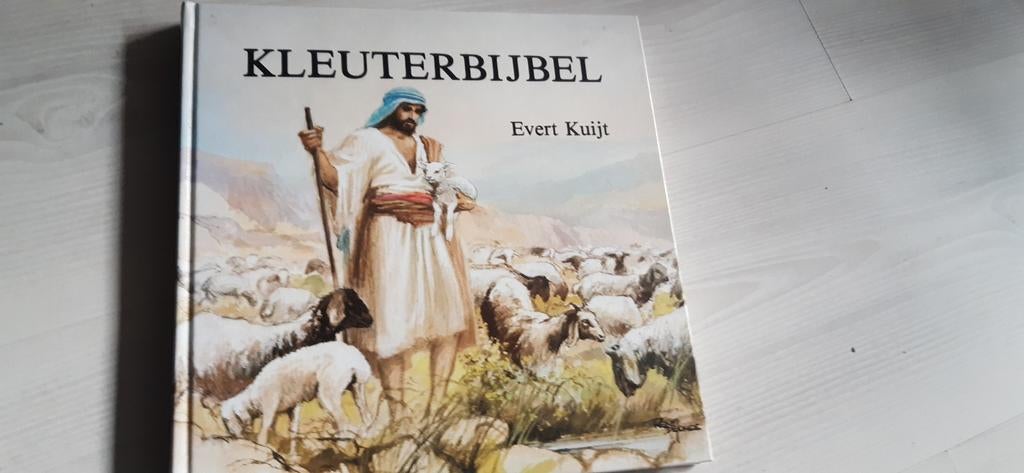 Prachtige KleuterBijbel Evert Kuijt in perfecte conditie, Boeken, Ophalen of Verzenden, Zo goed als nieuw, Evert Kuijt, Christendom | Protestants