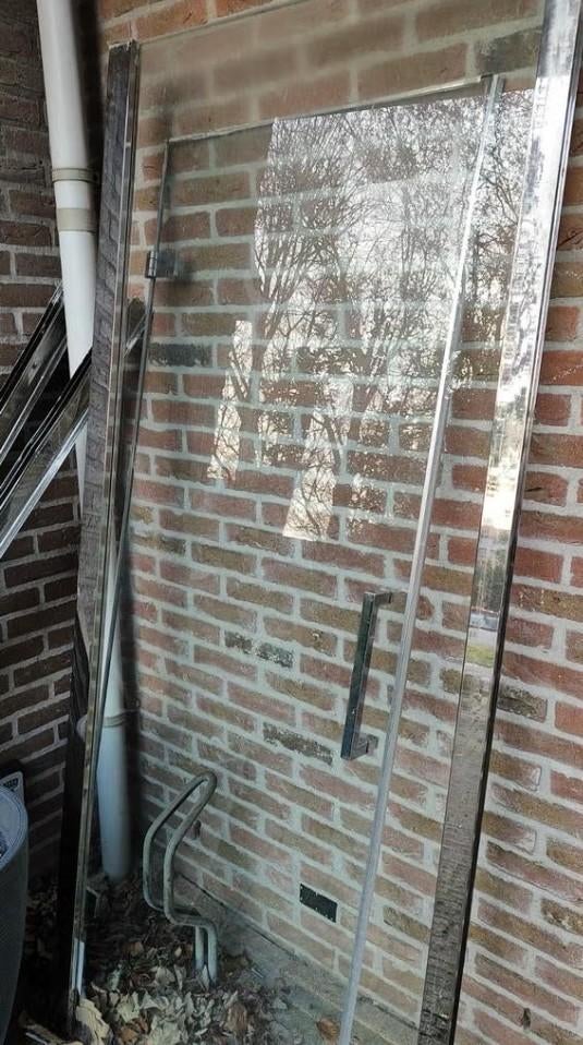 glazen douchscherm gebruikt, Doe-het-zelf en Verbouw, Glas en Ramen, Ophalen, Gebruikt, Minder dan 80 cm, Overige typen