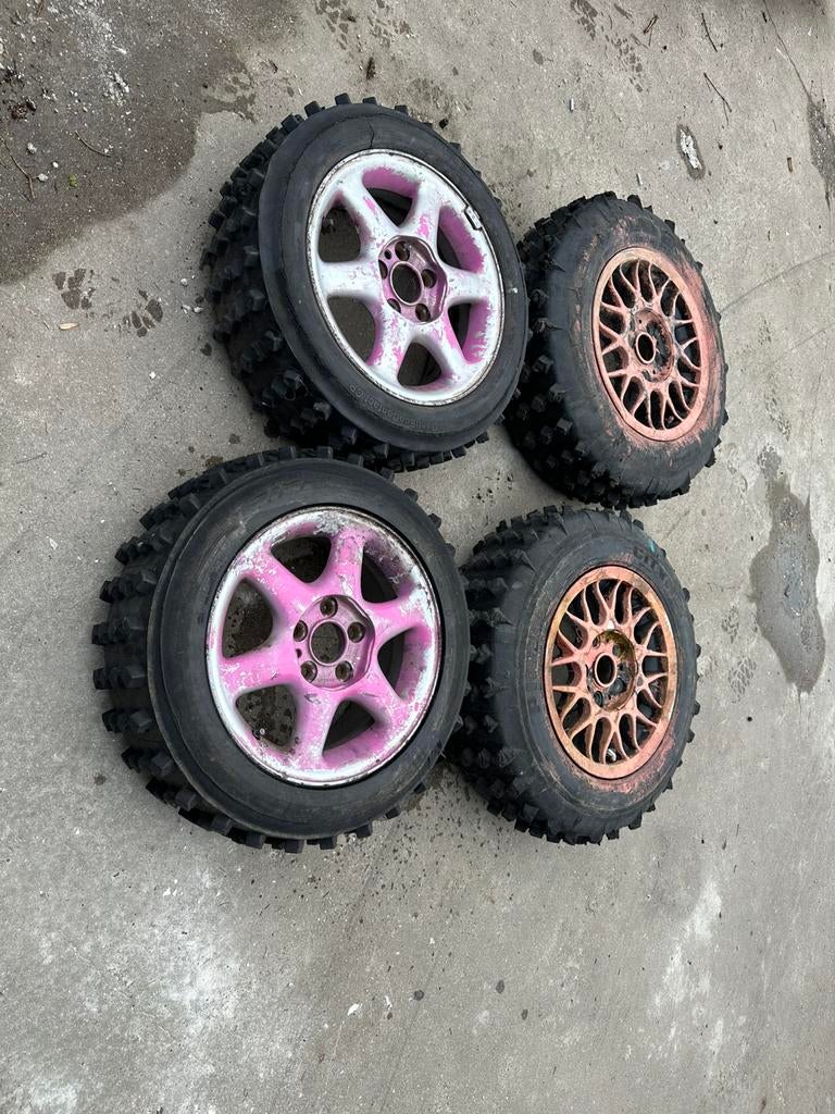 Autocross banden noppenbanden terreinbanden, Ophalen, Zo goed als nieuw, Overige schalen, Auto offroad