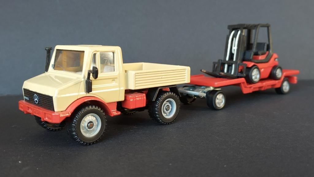 Mercedes Benz Unimog met Linde heftruck 1:55 Siku Pol, Hobby en Vrije tijd, Schlittenbacherstrasse 60 Lüdenscheid Germany, SIKU
