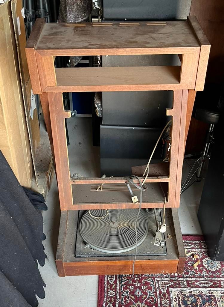 Ohio sound meubel, Gebruikt, G, G, G