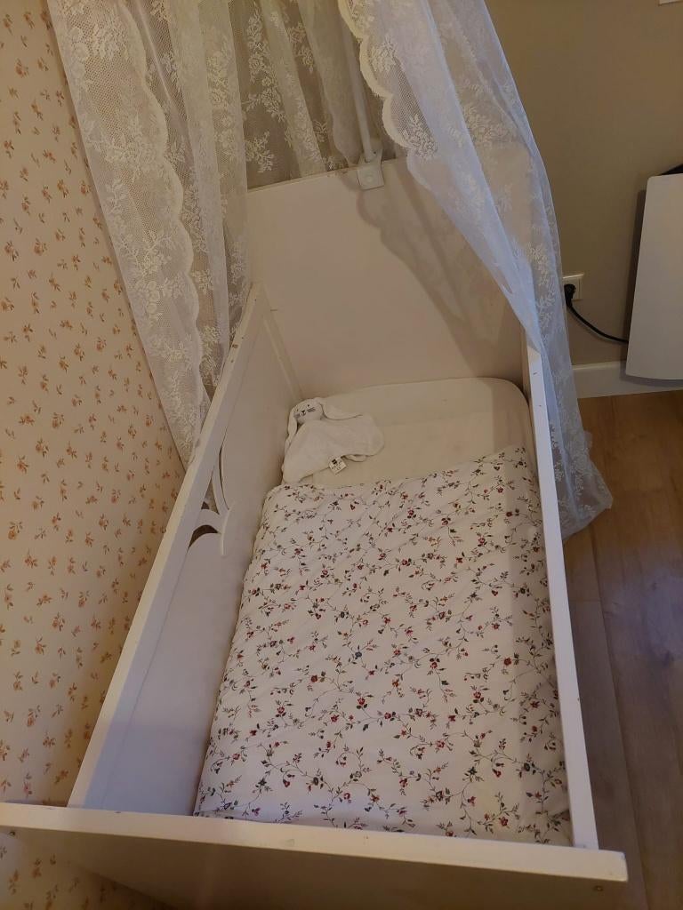 Ledikantje, Kinderen en Baby's, Babywiegjes en Ledikanten, Ophalen, Gebruikt, Ledikant