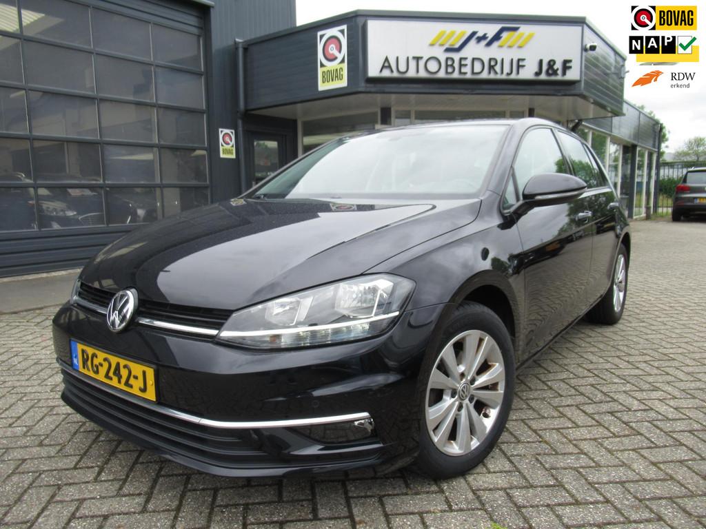 Volkswagen Golf 1.0 TSI Comfortline / NAV / PDC 2x / Carplay, Stof, Gebruikt, Zwart, Origineel Nederlands
