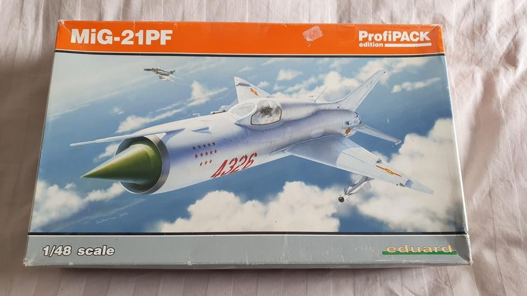 Eduard 1/48 MiG-21 PF profipack, Overige merken, Nieuw, Ophalen of Verzenden, Groter dan 1:72