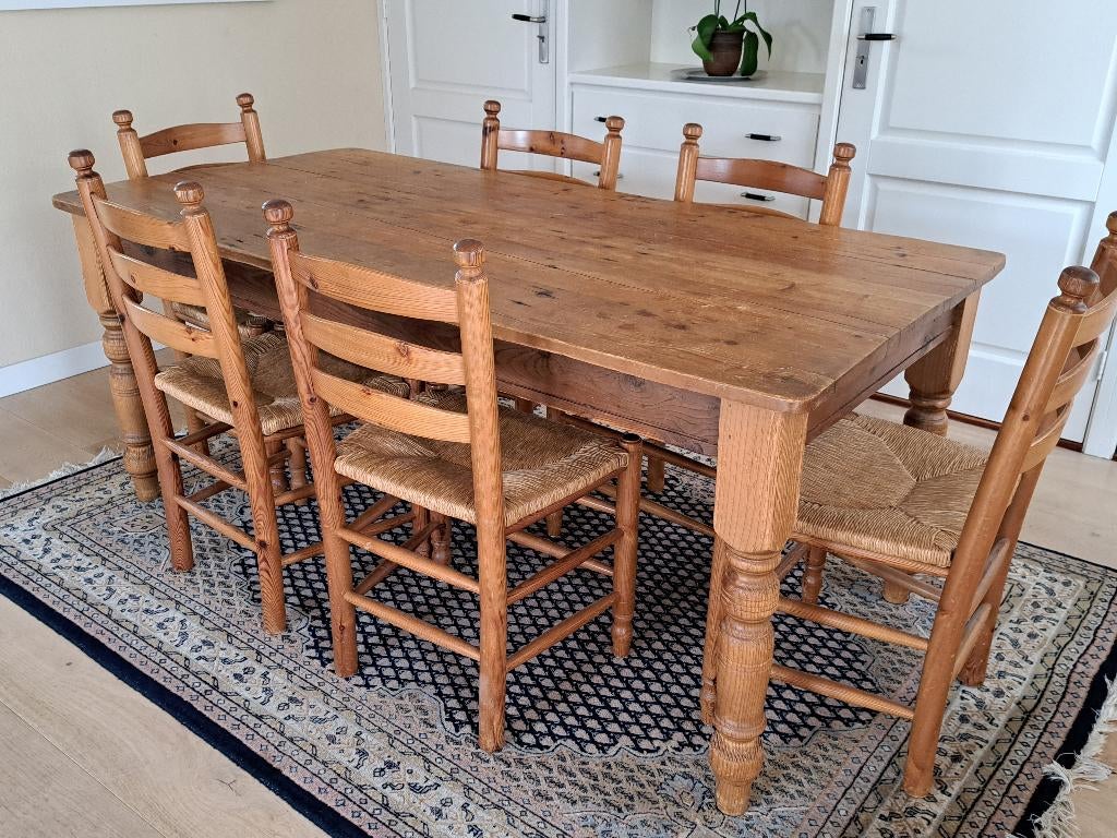 eettafel met stoelen, Gebruikt, Geloogd brocante grenen, Vijf personen of meer, 150 tot 200 cm