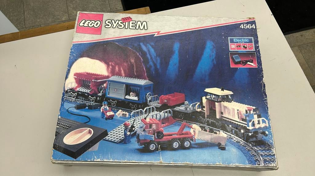 SB2818 Lego trein 4564 9v met doos + boekje, compleet!, Kinderen en Baby's, Speelgoed | Duplo en Lego, Ophalen of Verzenden, Zo goed als nieuw