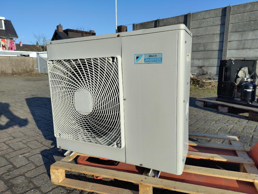 Daikin multi inverter 5MXS90 E7V3B buitenunit split 5x