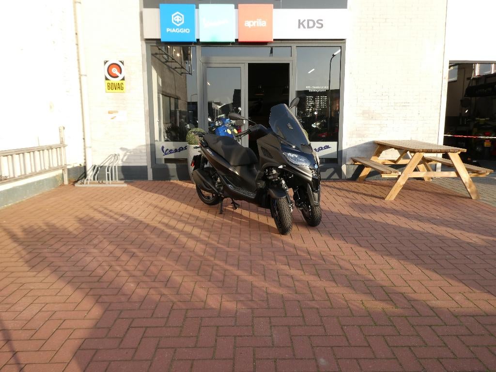 Piaggio MP3 310 Sport DEMO (BTW-voertuig)
