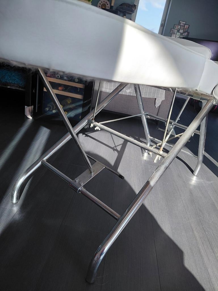 Behandelstoel,merkloos, Ophalen, Kunststof, Gebruikt, Overige kleuren