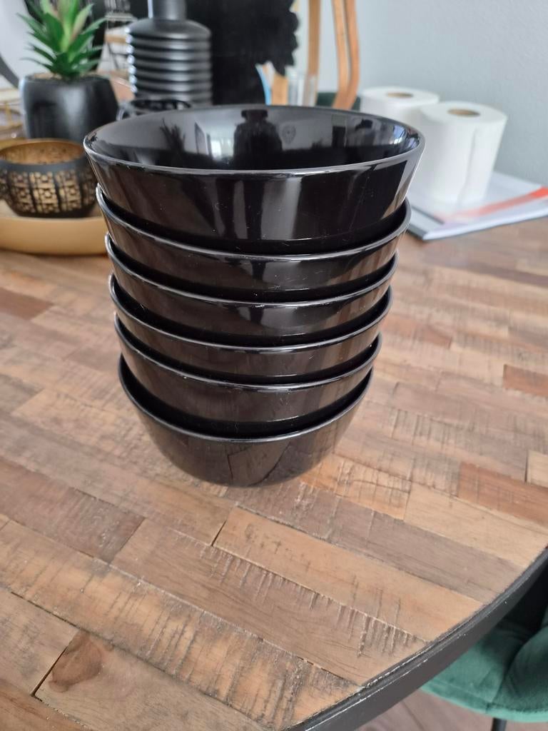 Zwarte schaaltjes/ soepkommen en glazen, Ophalen, Glas, Overige stijlen, Kom(men)